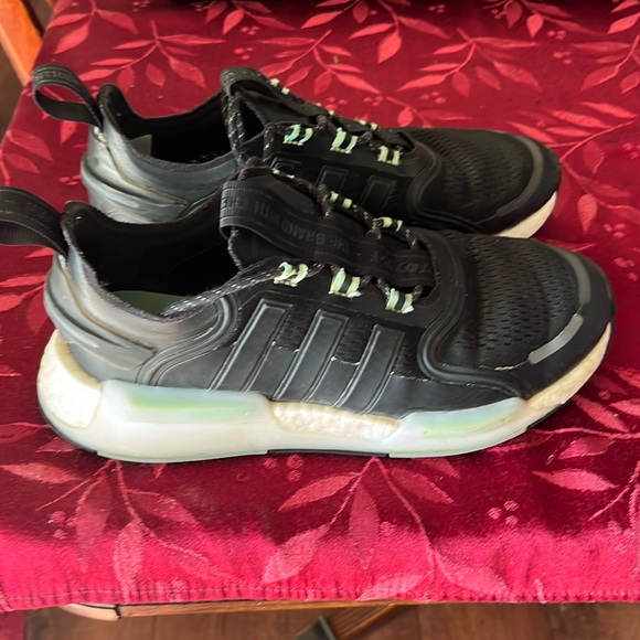 Adidas NMD - Picture 1 of 6